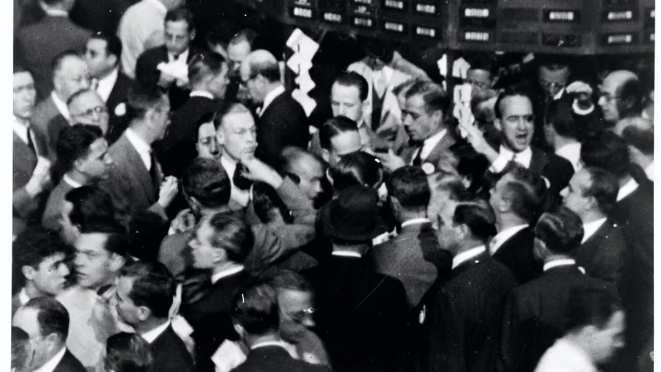 Traders crowded on the floor of the New York Stock Exchange in 1936